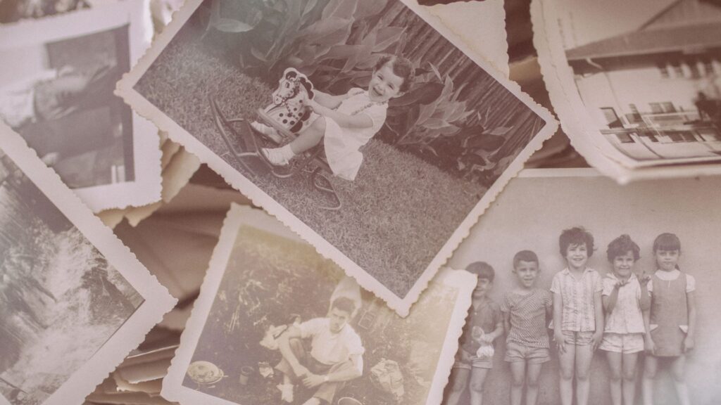 Alte Familienfotos, schwarzweiß