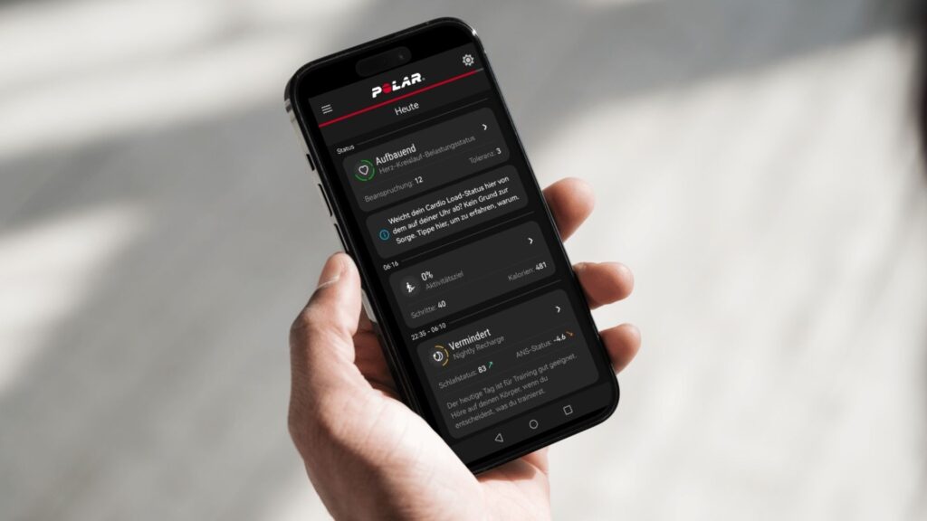 Polar Flow App auf Smartphone – Analyse von Aktivität, Schlaf und Training